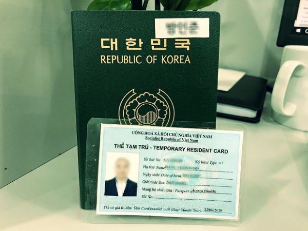 The Vietnam temporary residence card offers many benefits for foreigners