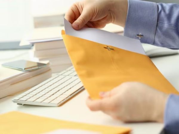 Core dossier for a standard naturalization application